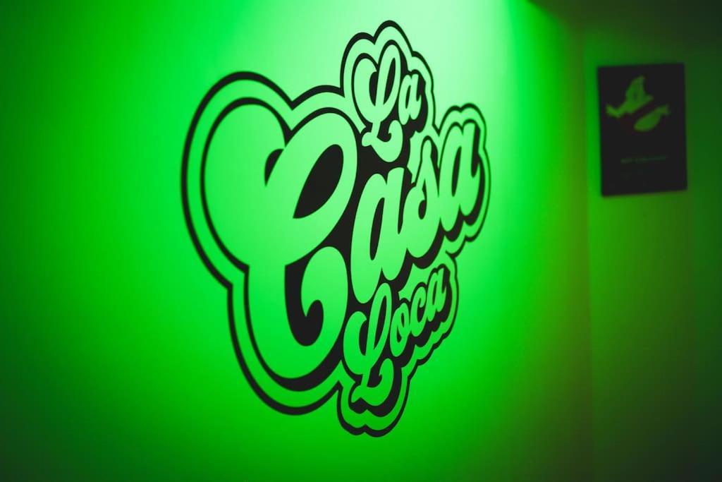 Games And Movies Lounge 7 Bed City Centre Apartment Newcastle upon Tyne Luaran gambar