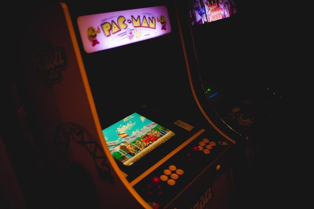 Games And Movies Lounge 7 Bed City Centre Apartment Newcastle upon Tyne Luaran gambar