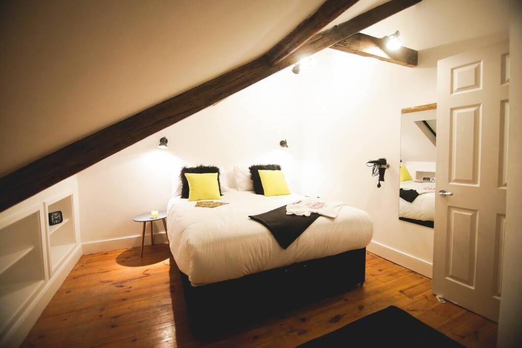 Games And Movies Lounge 7 Bed City Centre Apartment Newcastle upon Tyne Luaran gambar