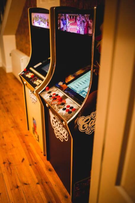 Games And Movies Lounge 7 Bed City Centre Apartment Newcastle upon Tyne Luaran gambar